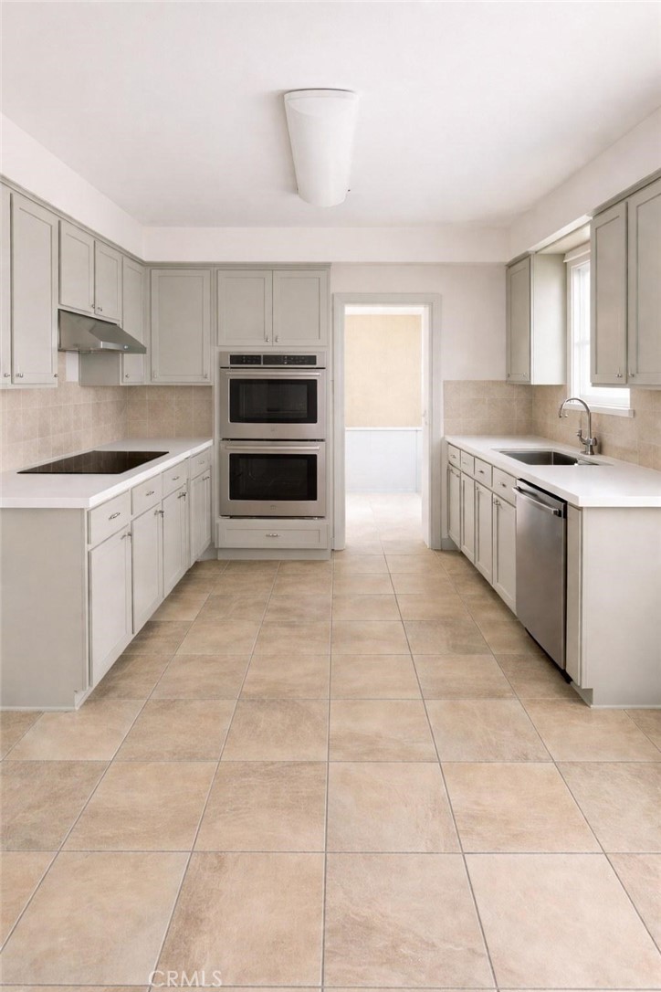 3870 El Hijo Street Riverside, CA 92504 - Photo 9 of 11 Updated Kitchen with new counter tops