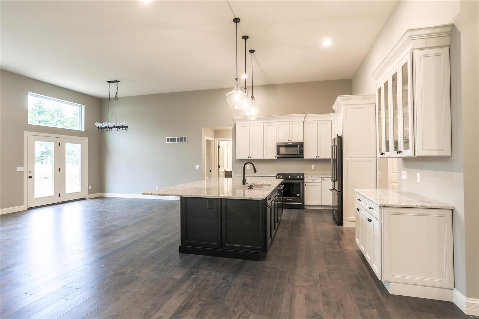 740 Alexander Mark Way Manchester, MO 63021 - Photo 5 of 15 Gallery Image 5