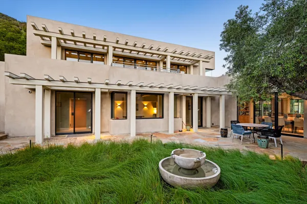 $10,750,000 | 892 Toro Canyon Road, Montecito, CA 93108