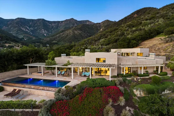 $10,750,000 | 892 Toro Canyon Road, Montecito, CA 93108