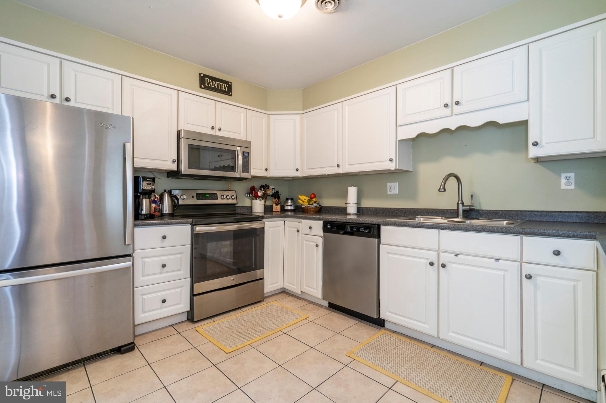 224 Howarth Road Media, PA 19063 - Photo 8 of 33