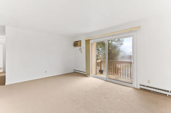 $110,000 | 7050 Villa Drive, Unit 5, Waterford, MI 48327