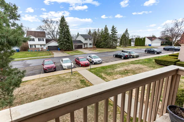 $110,000 | 7050 Villa Drive, Unit 5, Waterford, MI 48327