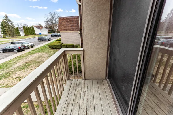 $110,000 | 7050 Villa Drive, Unit 5, Waterford, MI 48327