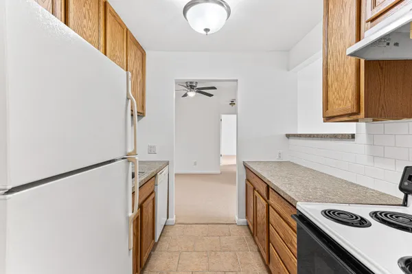 $110,000 | 7050 Villa Drive, Unit 5, Waterford, MI 48327