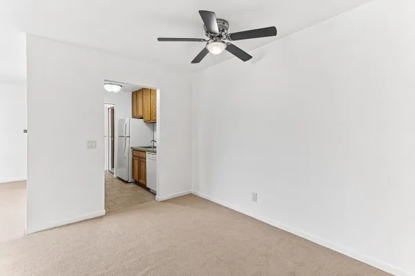 $110,000 | 7050 Villa Drive, Unit 5, Waterford, MI 48327