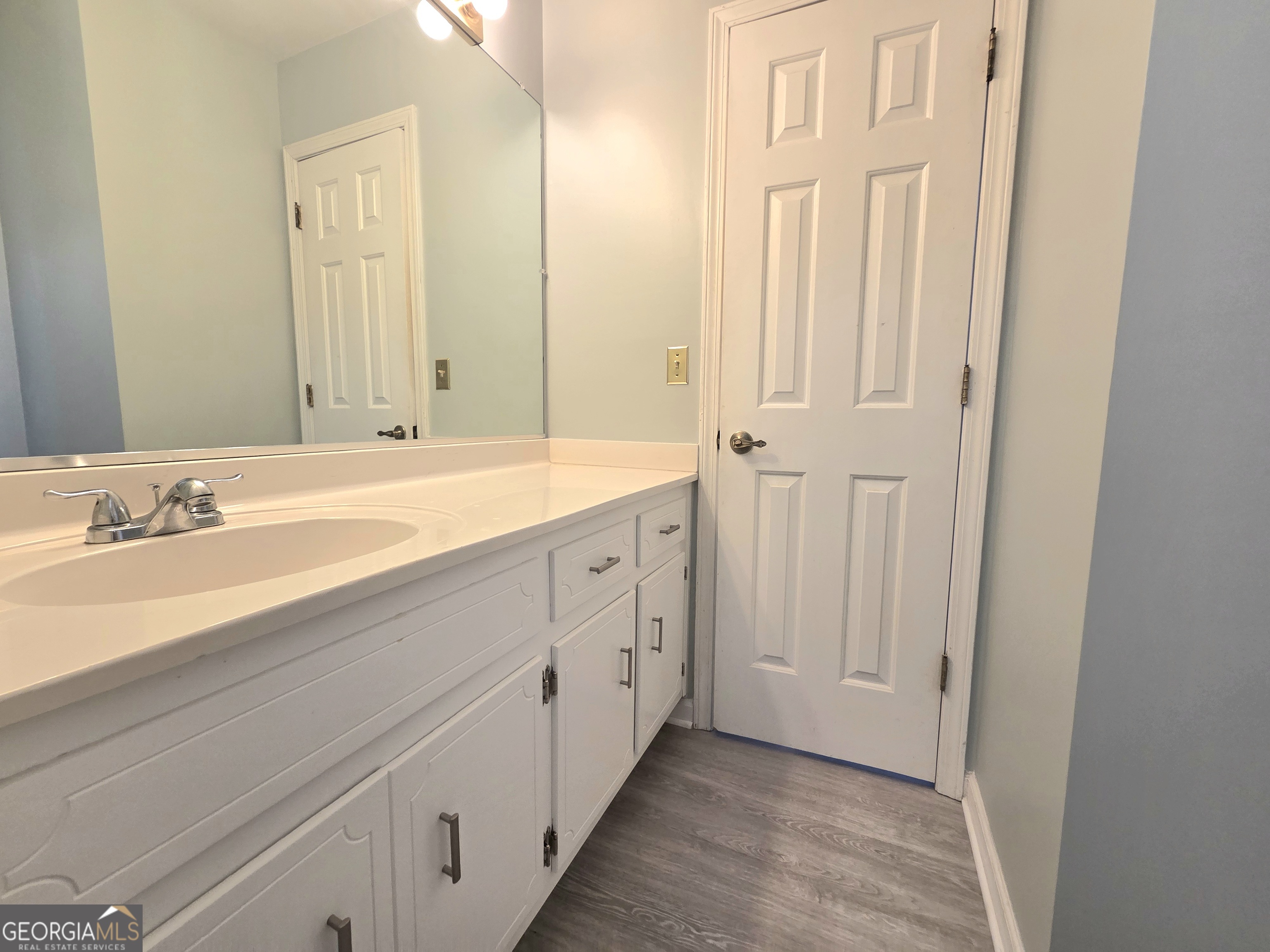 1426 Cambridge Common Decatur, GA 30033 - Photo 35 of 51 a spacious bathroom with a double vanity sink and a mirror