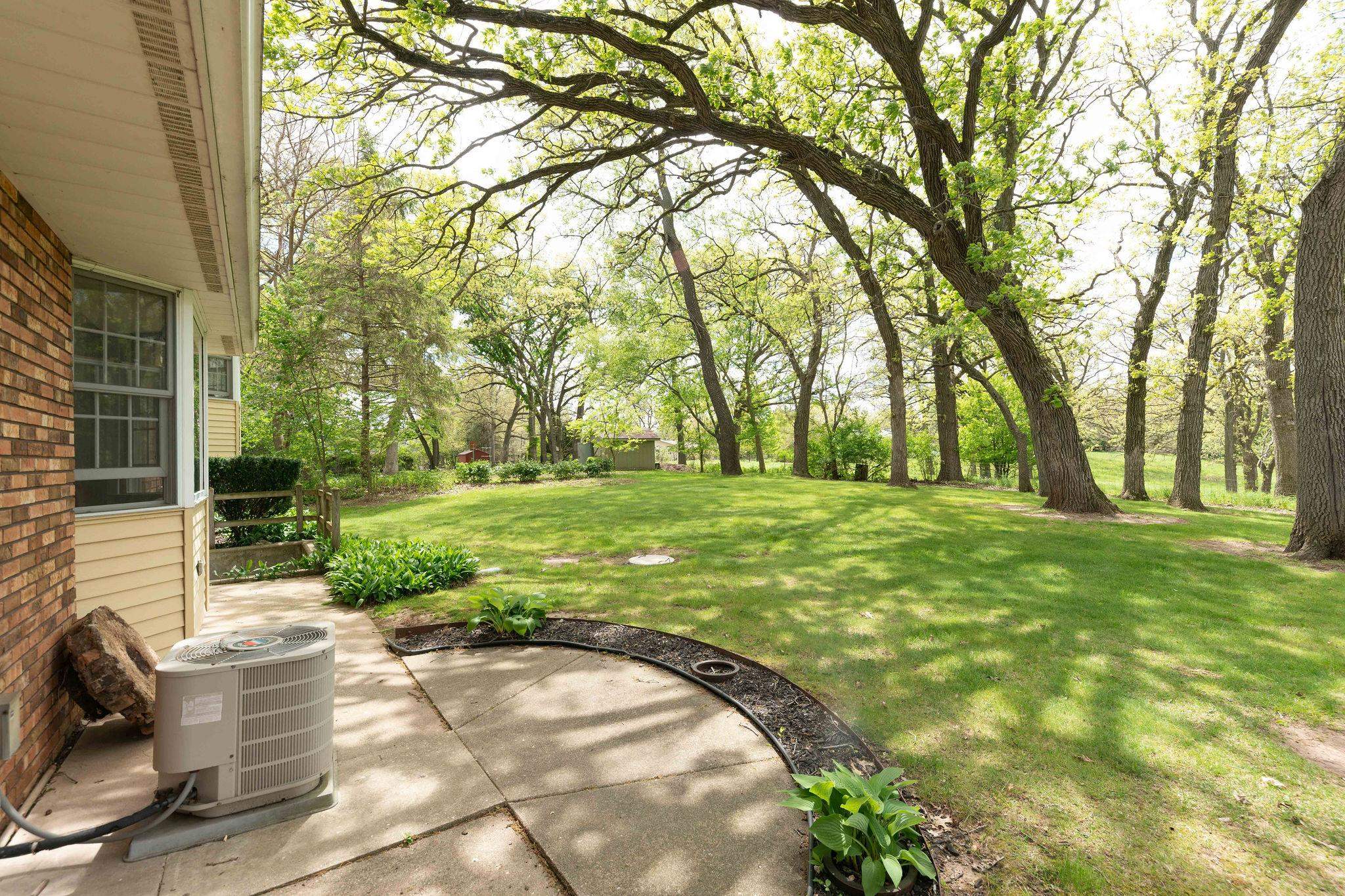10594 Grover Oaks Road Roscoe, IL 61073 - Photo 21 of 50