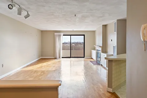 $589,000 | 199 Coolidge Avenue, Unit 511, Watertown, MA 02472