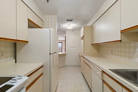 $589,000 | 199 Coolidge Avenue, Unit 511, Watertown, MA 02472