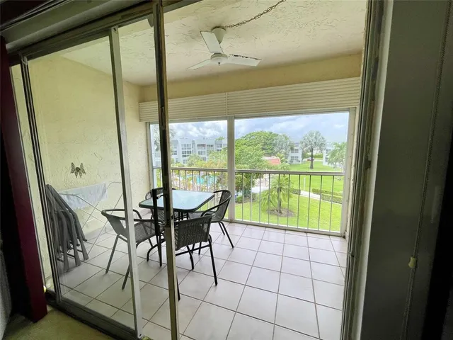 $109,999 | 6600 Royal Palm Boulevard, Unit 304B, Margate, FL 33063