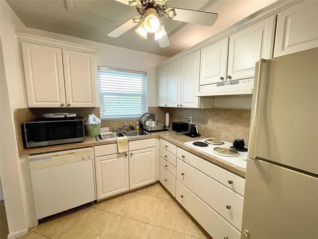 $109,999 | 6600 Royal Palm Boulevard, Unit 304B, Margate, FL 33063