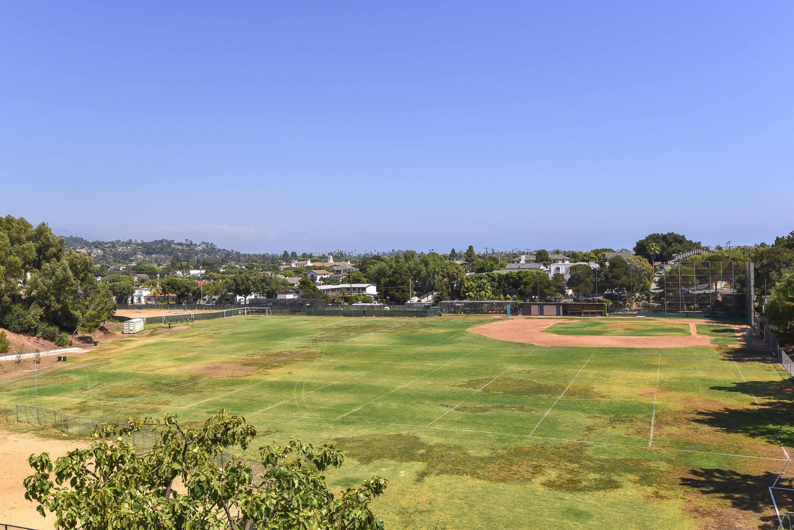 1011 Rinconada Road, Unit F Santa Barbara, CA 93101 - Photo 11 of 12 11. DSC_7697