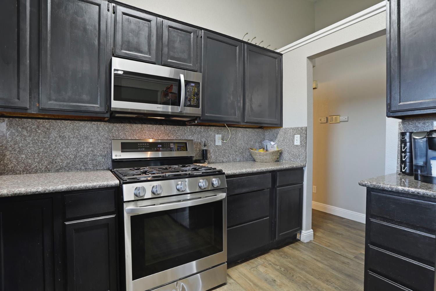 2701 Maplewood Street Stockton, CA 95210 - Photo 13 of 22