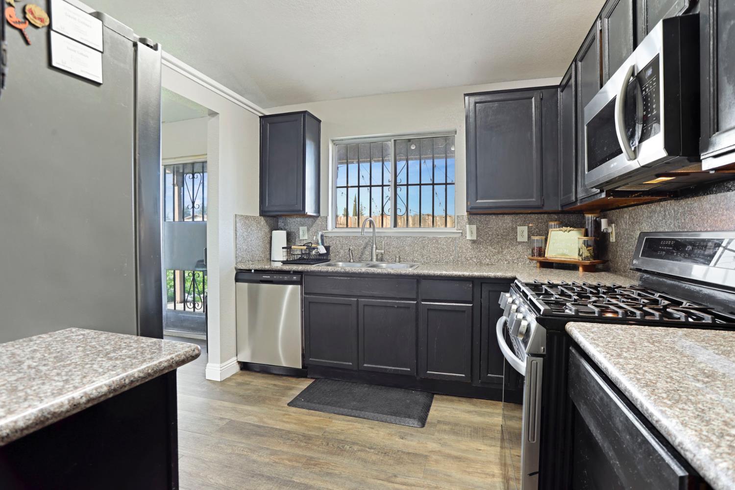 2701 Maplewood Street Stockton, CA 95210 - Photo 14 of 22