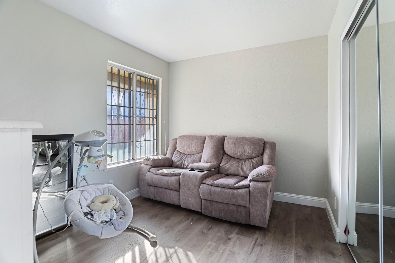 2701 Maplewood Street Stockton, CA 95210 - Photo 16 of 22