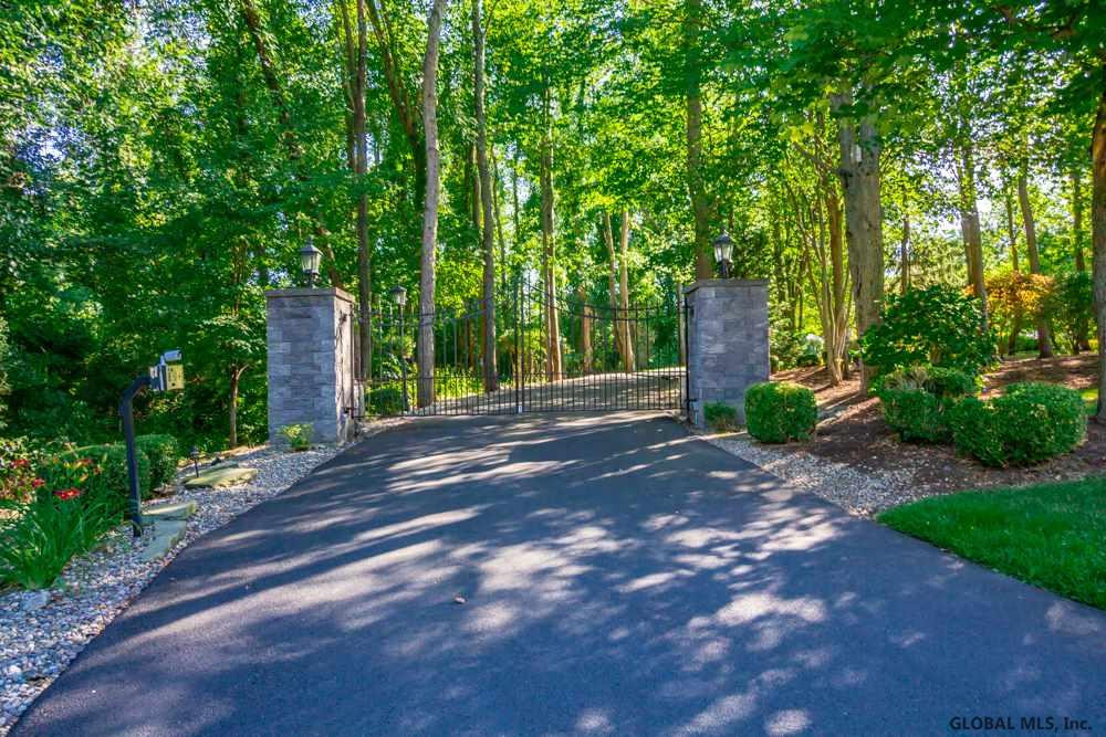 15 Shaker Bay Road Colonie, NY 12110 - Photo 5 of 50 Photo 5