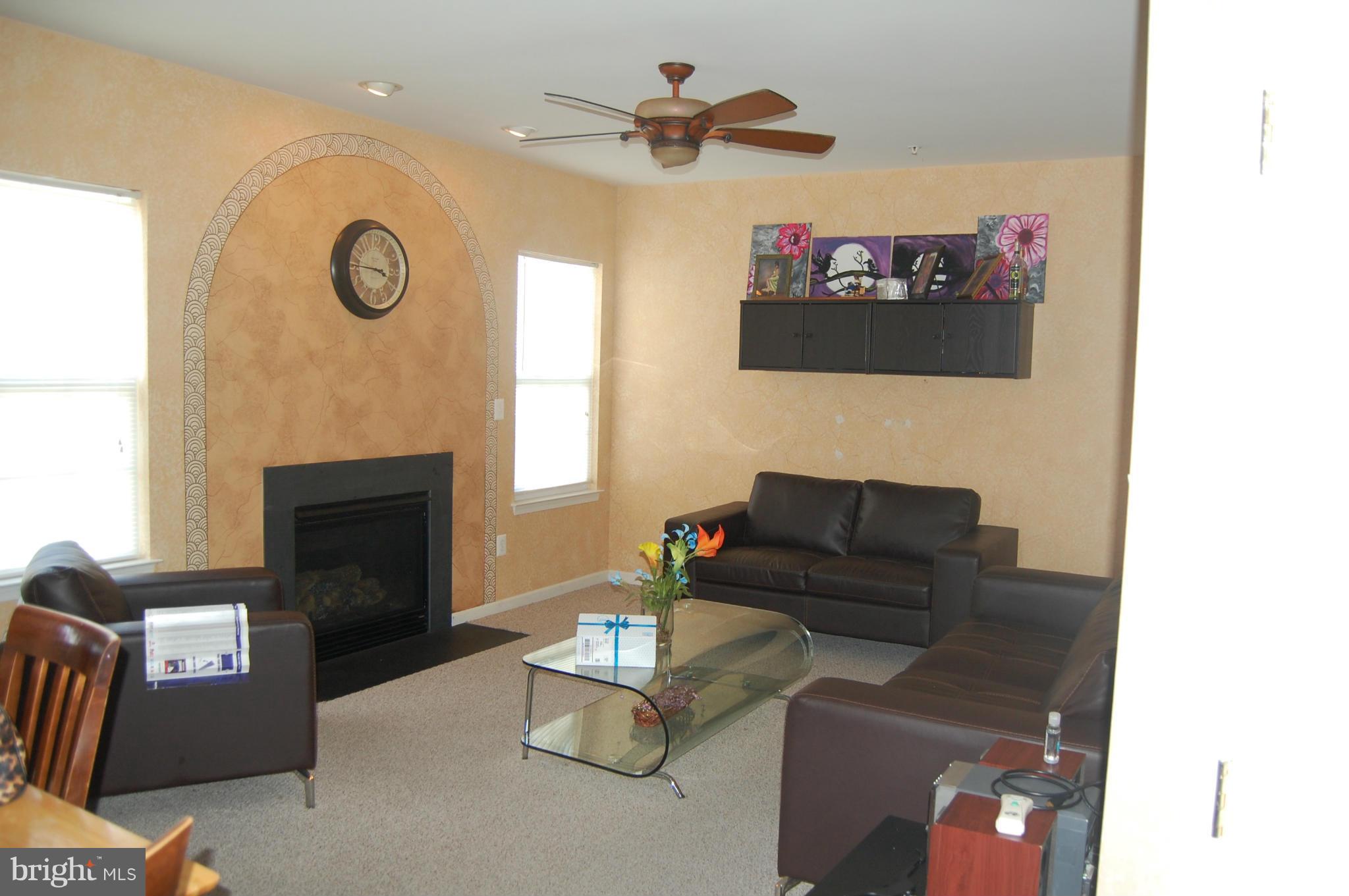 9806 Davison Road Middle River, MD 21220 - Photo 6 of 19 Family Room