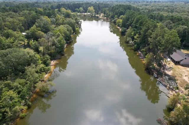a view of a lake with houses