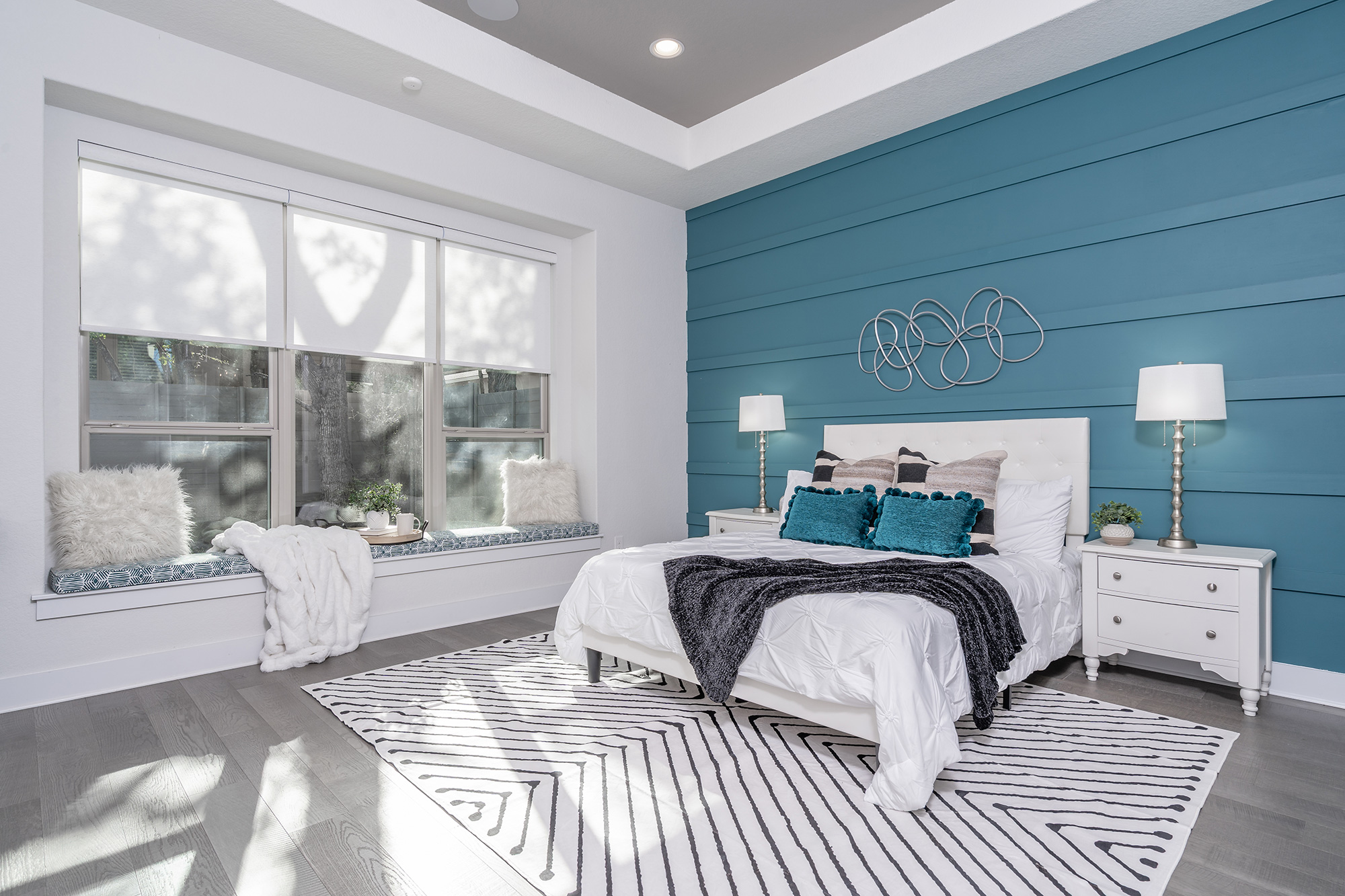 120 Diamondback Drive Georgetown, TX 78628 - Photo 22 of 39 a bedroom with a large bed and a window