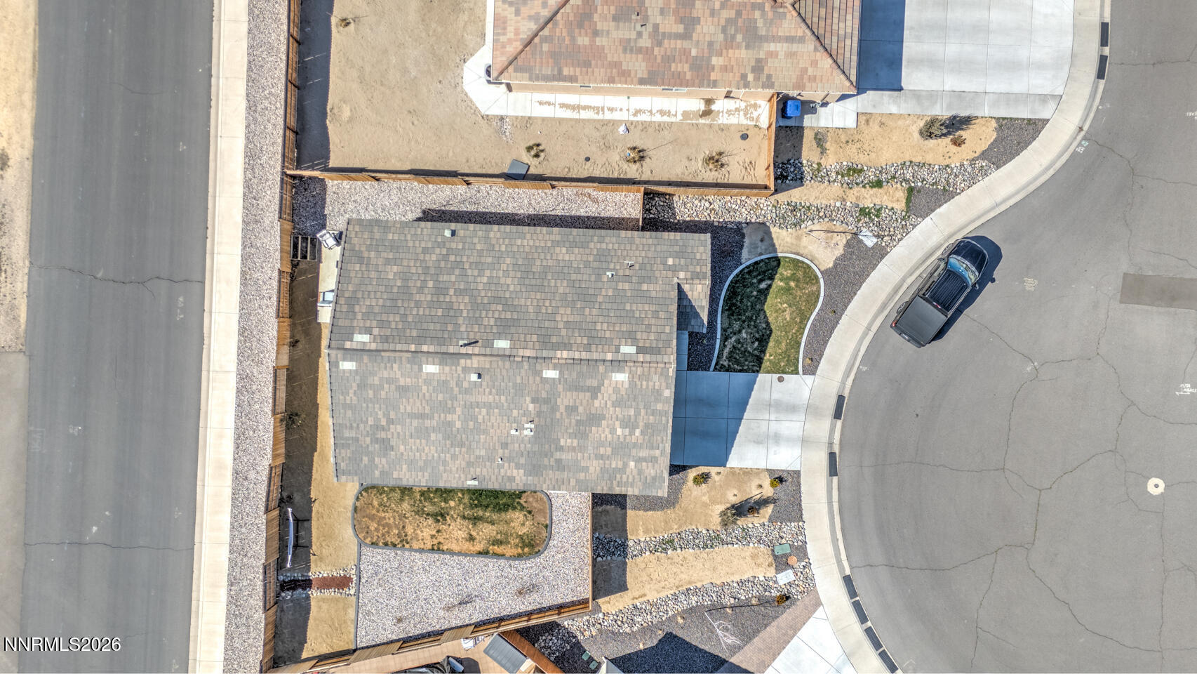 1049 Tamarack Court Fallon, NV 89406 - Photo 25 of 27 view of living room with washer and dryer