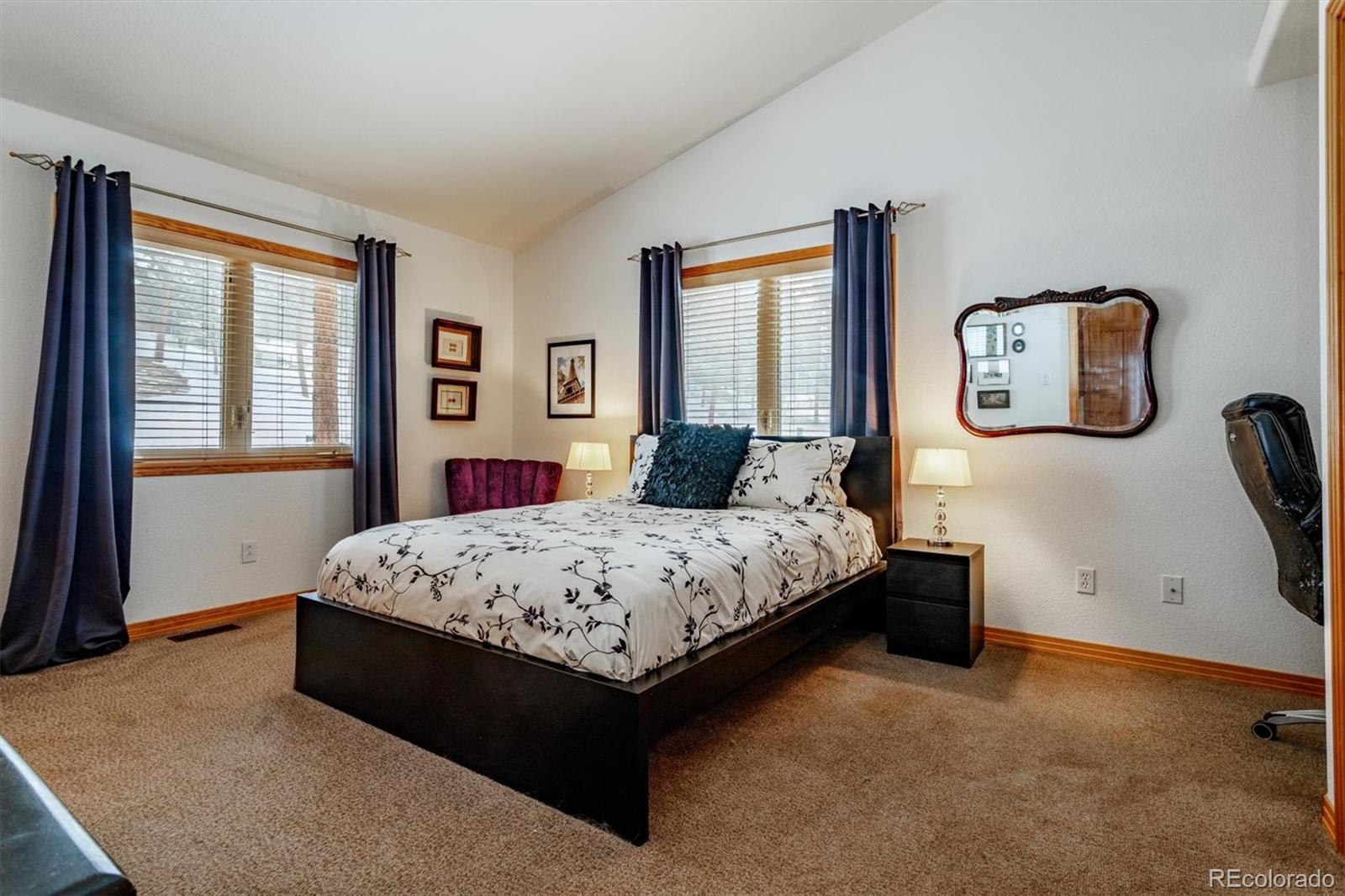 8244 Inca Road Larkspur, CO 80118 - Photo 18 of 40