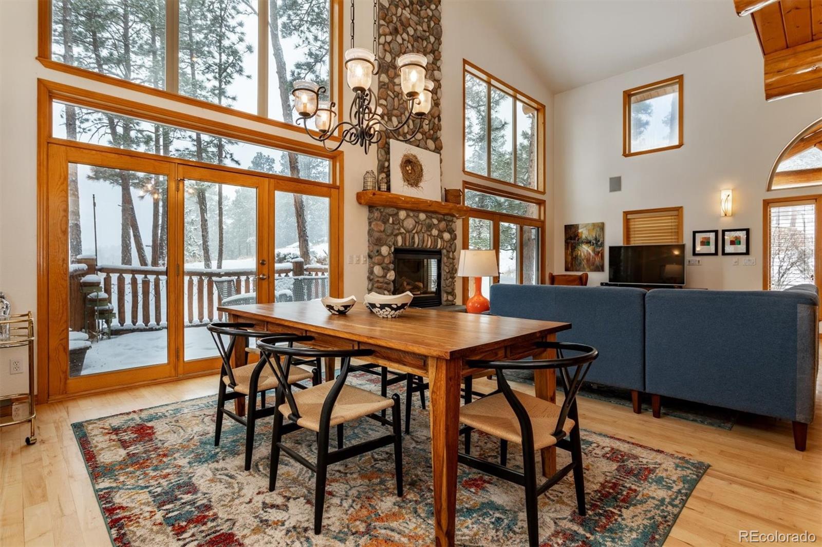 8244 Inca Road Larkspur, CO 80118 - Photo 9 of 40