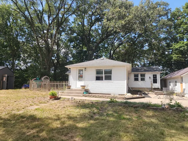 $125,000 | 2063 North 35th Road, Ottawa, IL 61350