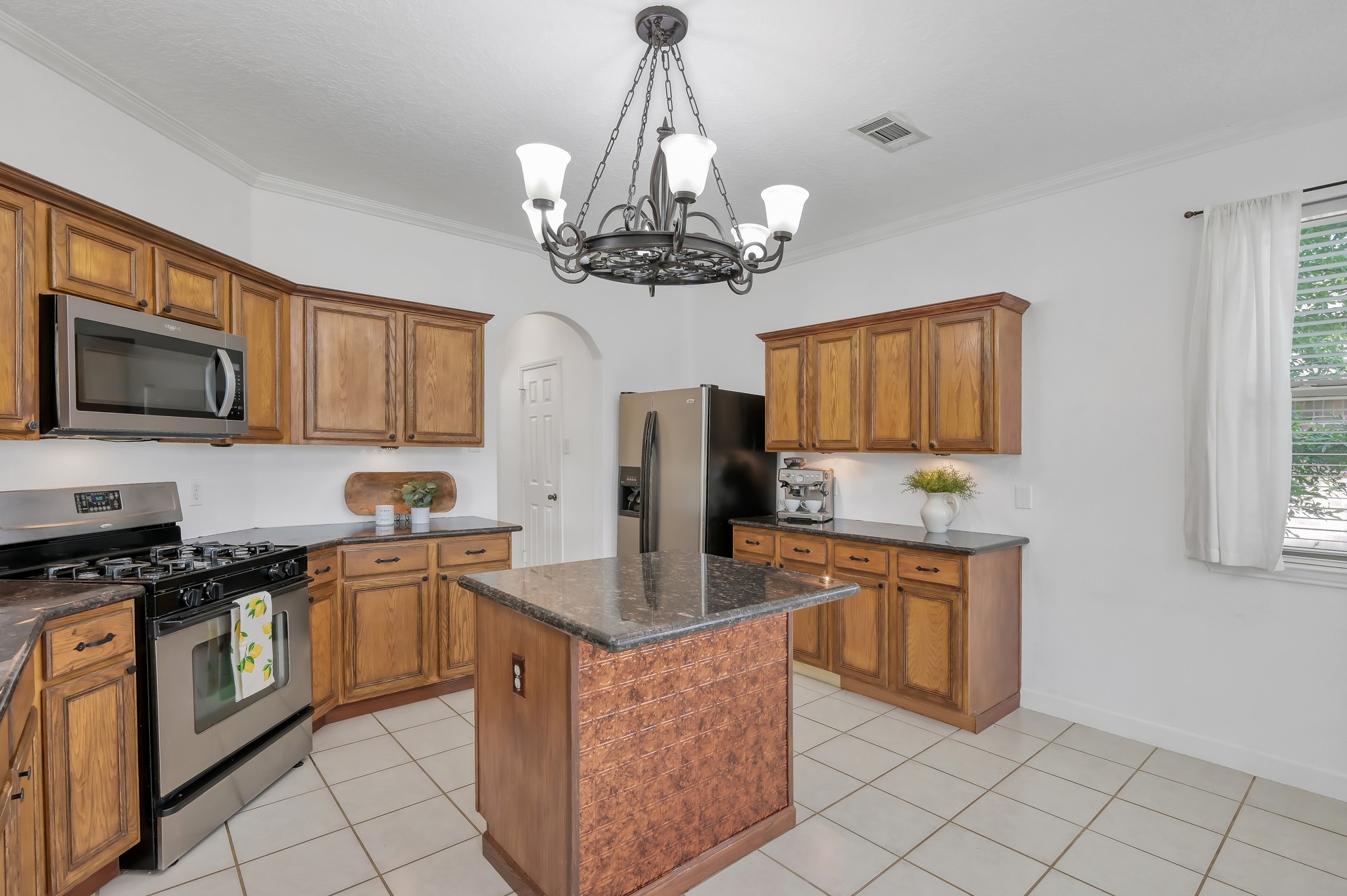 1396 Havelock Drive Spring, TX 77386 - Photo 13 of 47