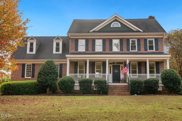 $600,000 | 200 Kellygreen Court, Rolesville, NC 27571
