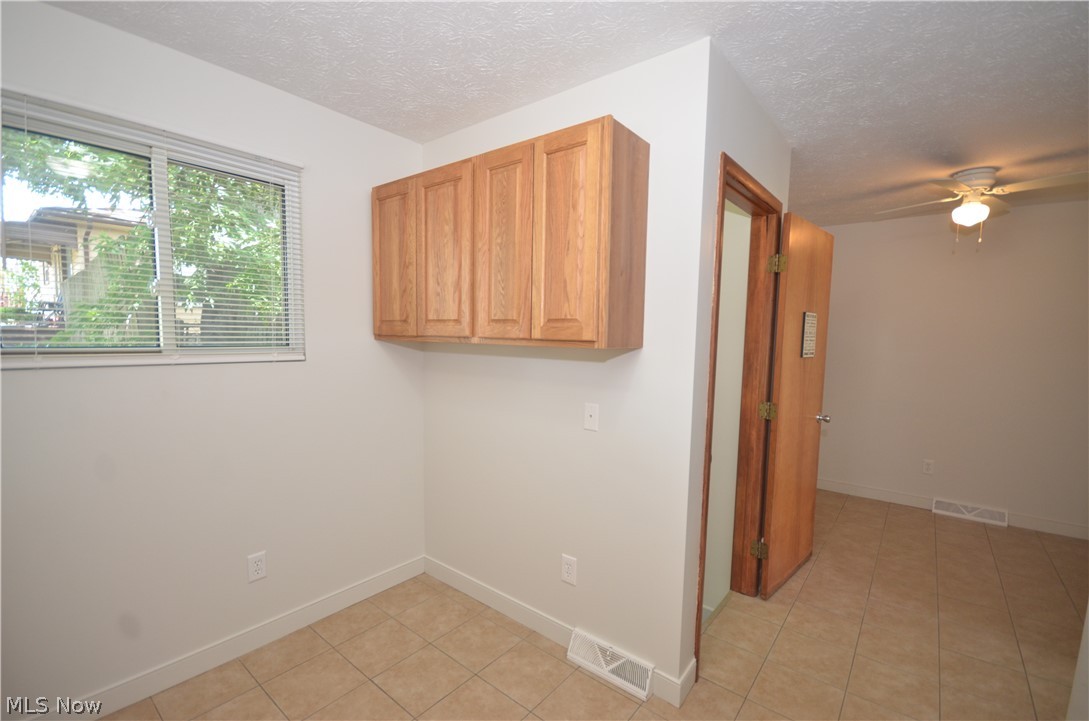 625 Hillman Road Akron, OH 44312 - Photo 11 of 39