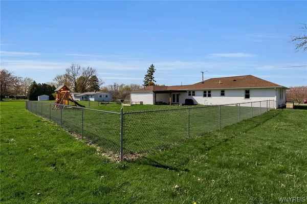 $324,900 | 11038 Maple Ridge Road, Shelby, NY 14103