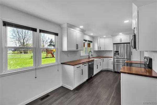 $324,900 | 11038 Maple Ridge Road, Shelby, NY 14103