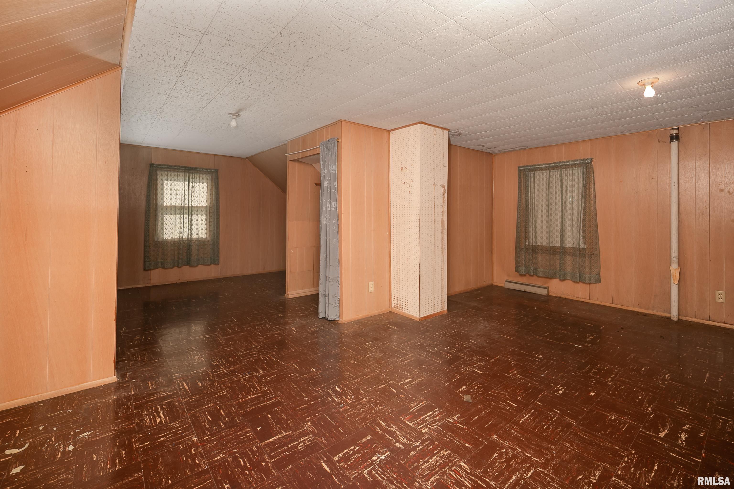 317 2nd Avenue Hampton, IL 61256 - Photo 19 of 31