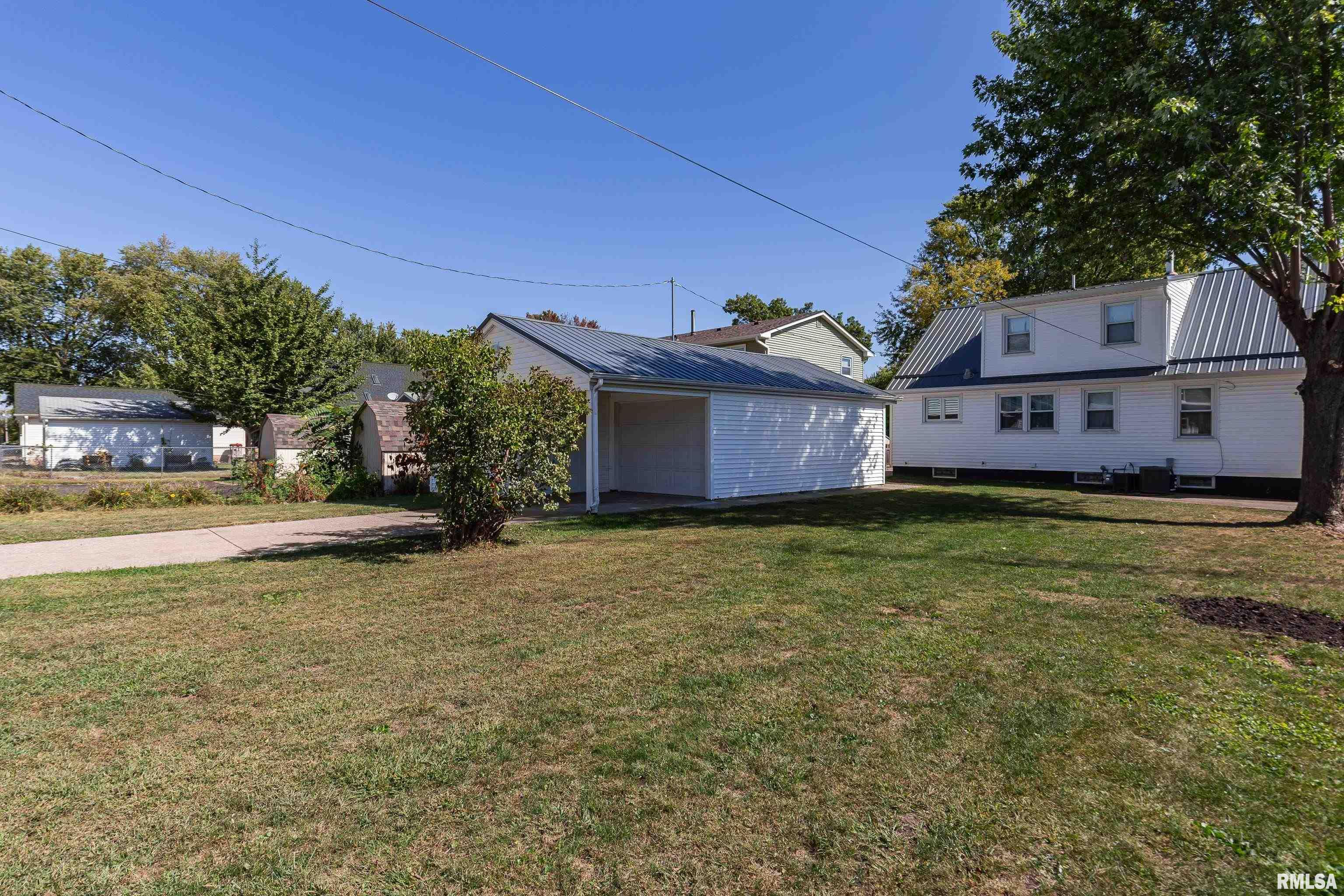 317 2nd Avenue Hampton, IL 61256 - Photo 28 of 31