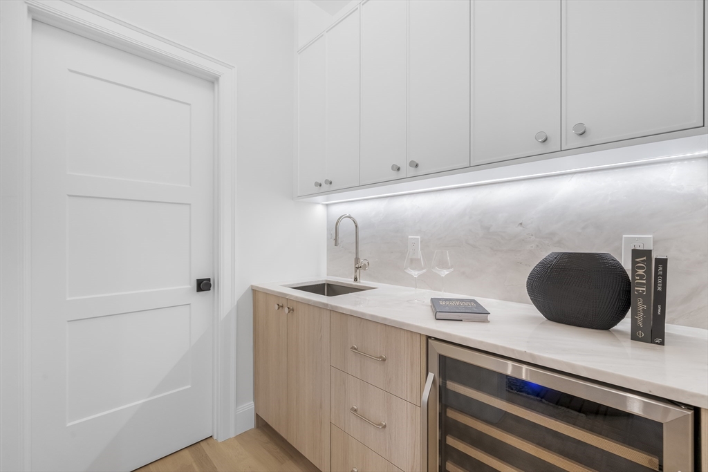 92 Hill Street Lexington, MA 02421 - Photo 20 of 42