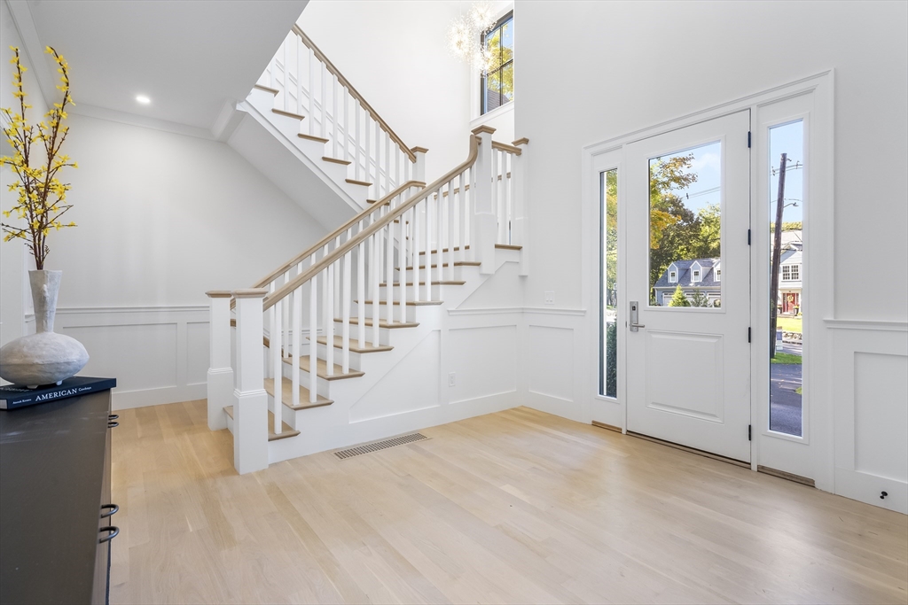 92 Hill Street Lexington, MA 02421 - Photo 2 of 42