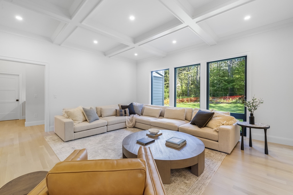 92 Hill Street Lexington, MA 02421 - Photo 3 of 42