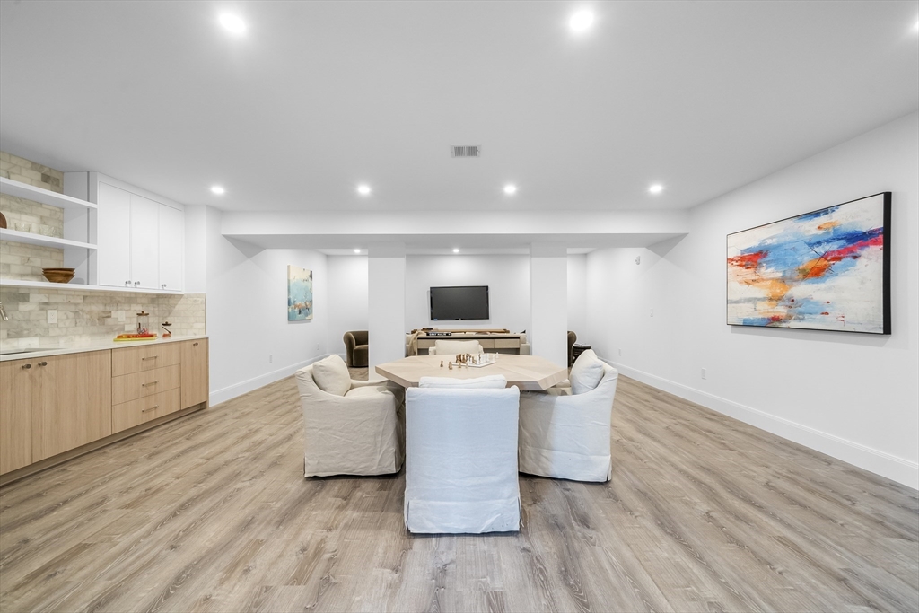 92 Hill Street Lexington, MA 02421 - Photo 34 of 42