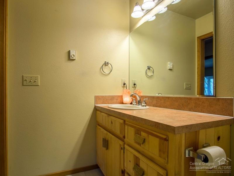 17091 Sacramento Road Bend, OR 97707 - Photo 18 of 20 Additional Photo