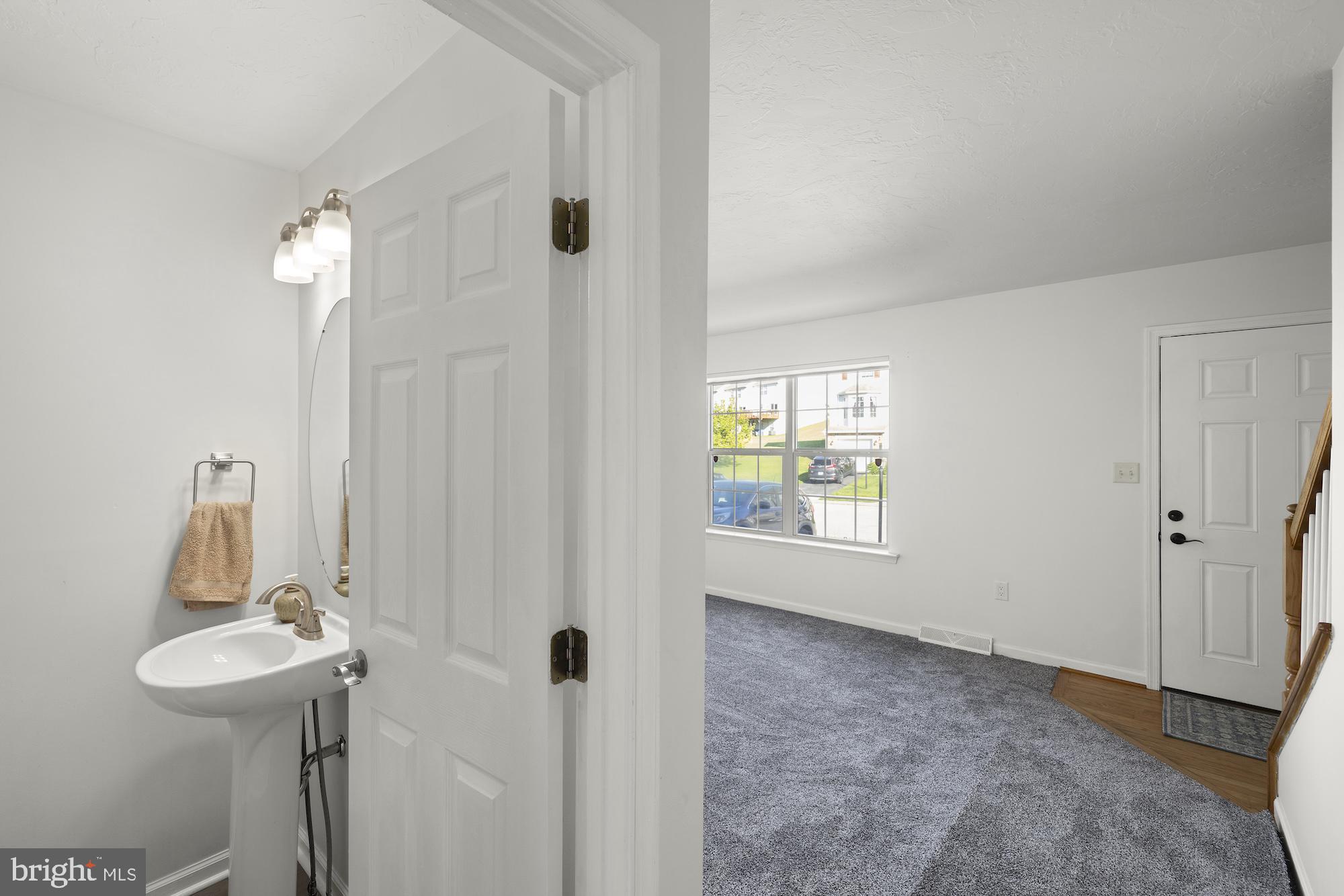 159 Sara Lane Hanover, PA 17331 - Photo 16 of 40