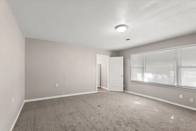 $95,000 | 301 Austin Street, Levelland, TX 79336