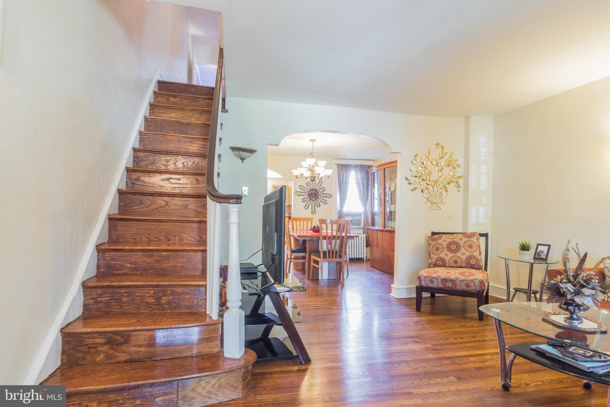 20 Roumfort Road Philadelphia, PA 19119 - Photo 4 of 27 Gallery Image 4