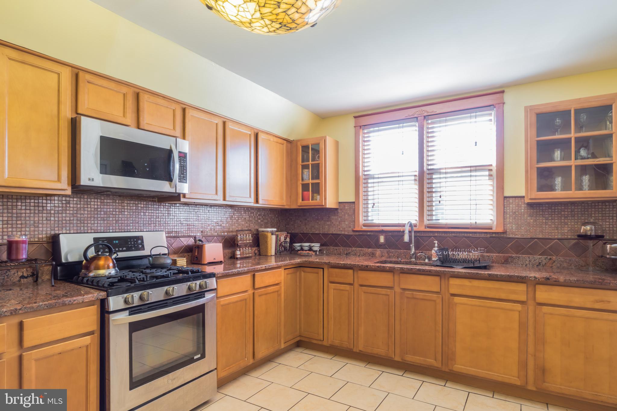20 Roumfort Road Philadelphia, PA 19119 - Photo 9 of 27 Gallery Image 9