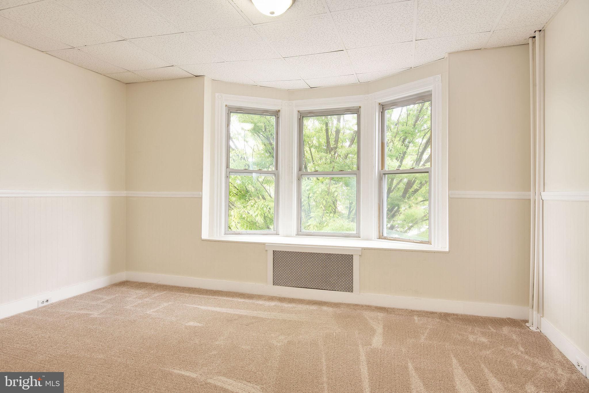 1136 Spring Street Reading, PA 19604 - Photo 15 of 26 Gallery Image 15