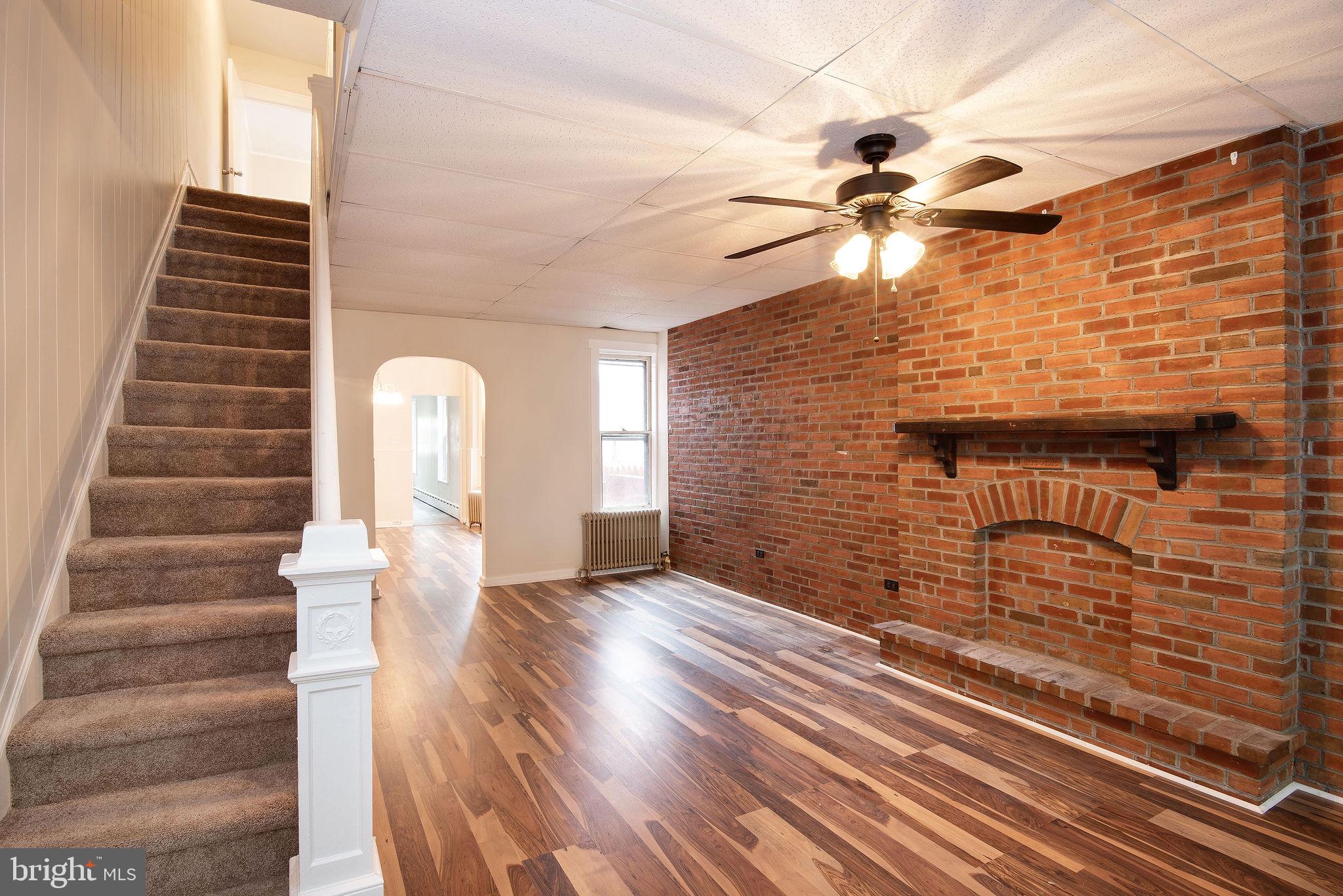 1136 Spring Street Reading, PA 19604 - Photo 3 of 26 Gallery Image 3