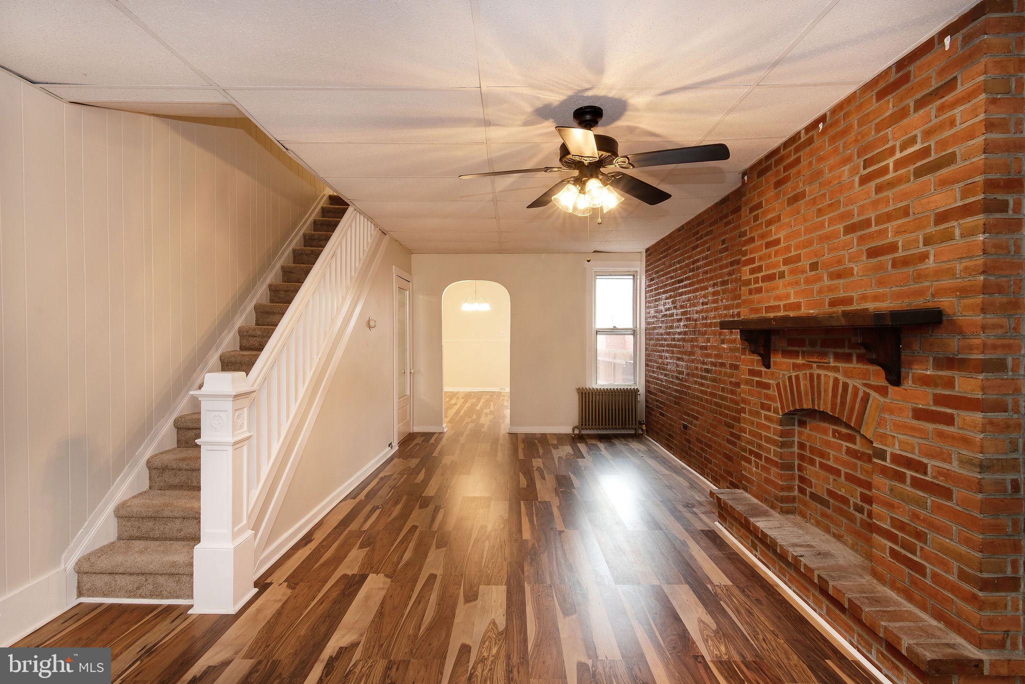 1136 Spring Street Reading, PA 19604 - Photo 4 of 26 Gallery Image 4