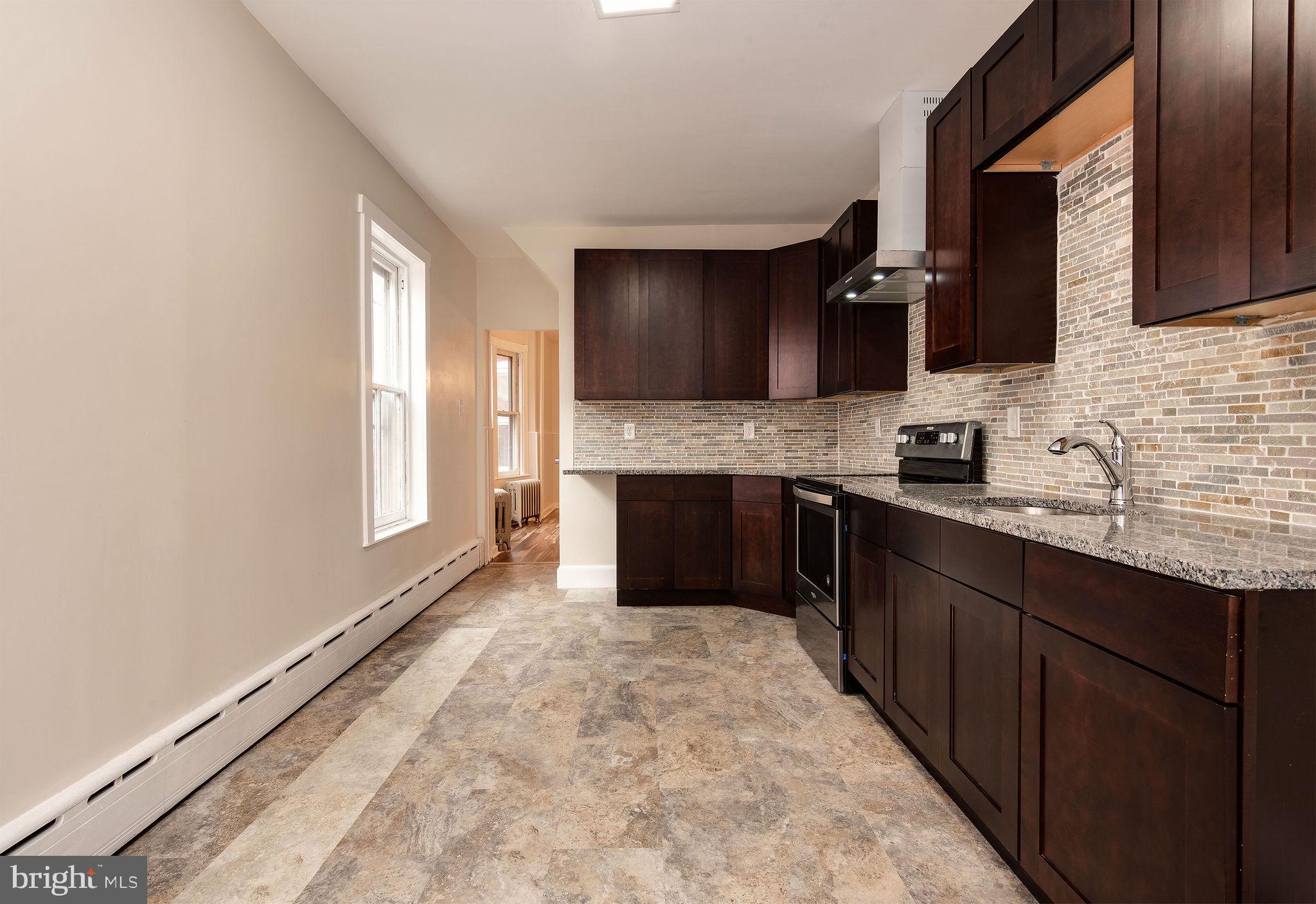 1136 Spring Street Reading, PA 19604 - Photo 10 of 26 Gallery Image 10