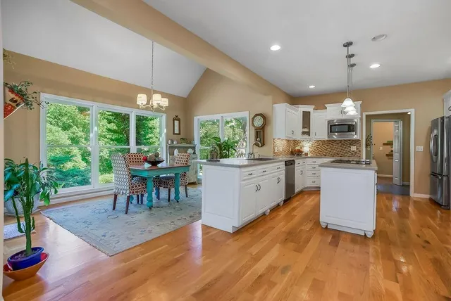 $875,000 | 3100 East 303rd Street, Cleveland, MO 64734