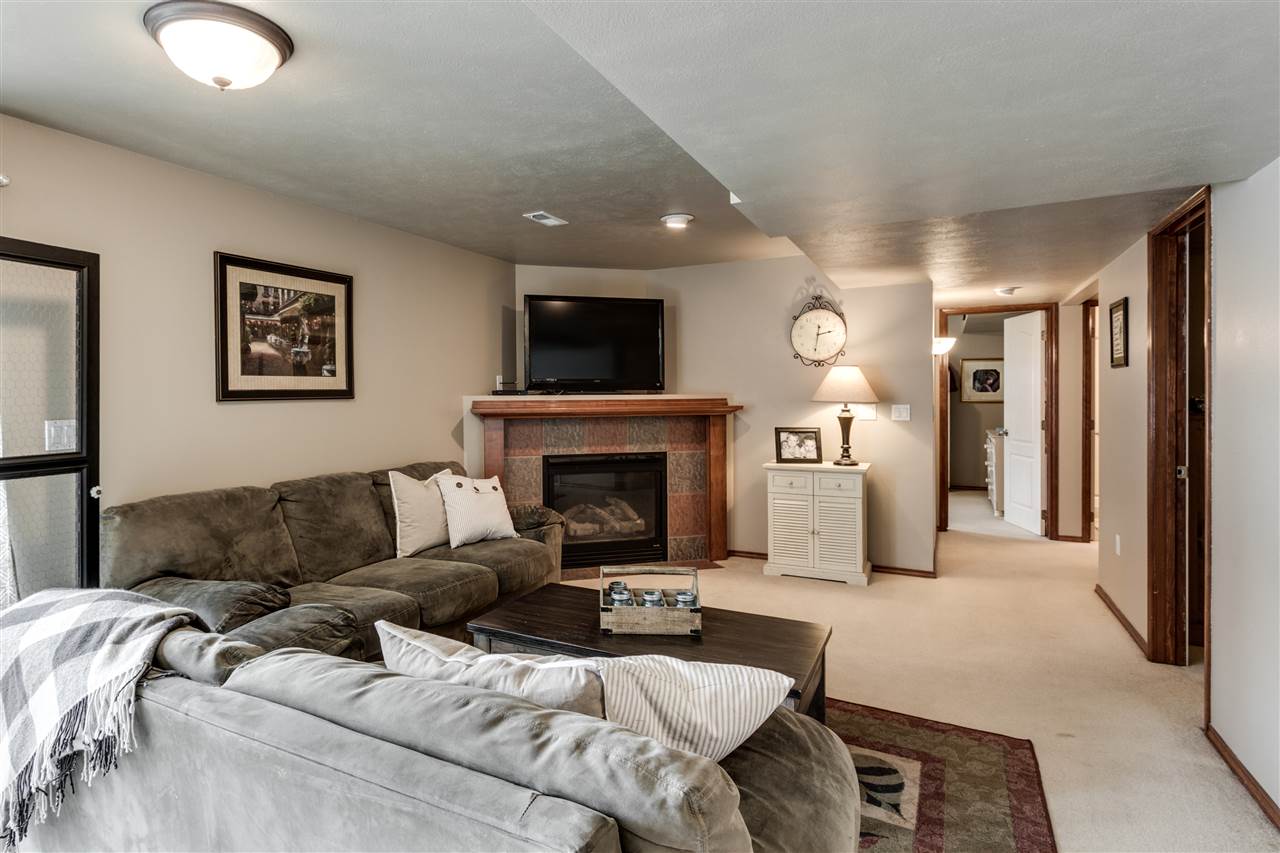 802 Upper Terrace Lane Colbert, WA 99005 - Photo 14 of 20